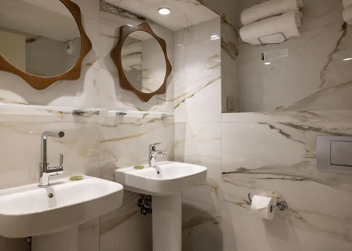 Michelet Odeon 3* Paris